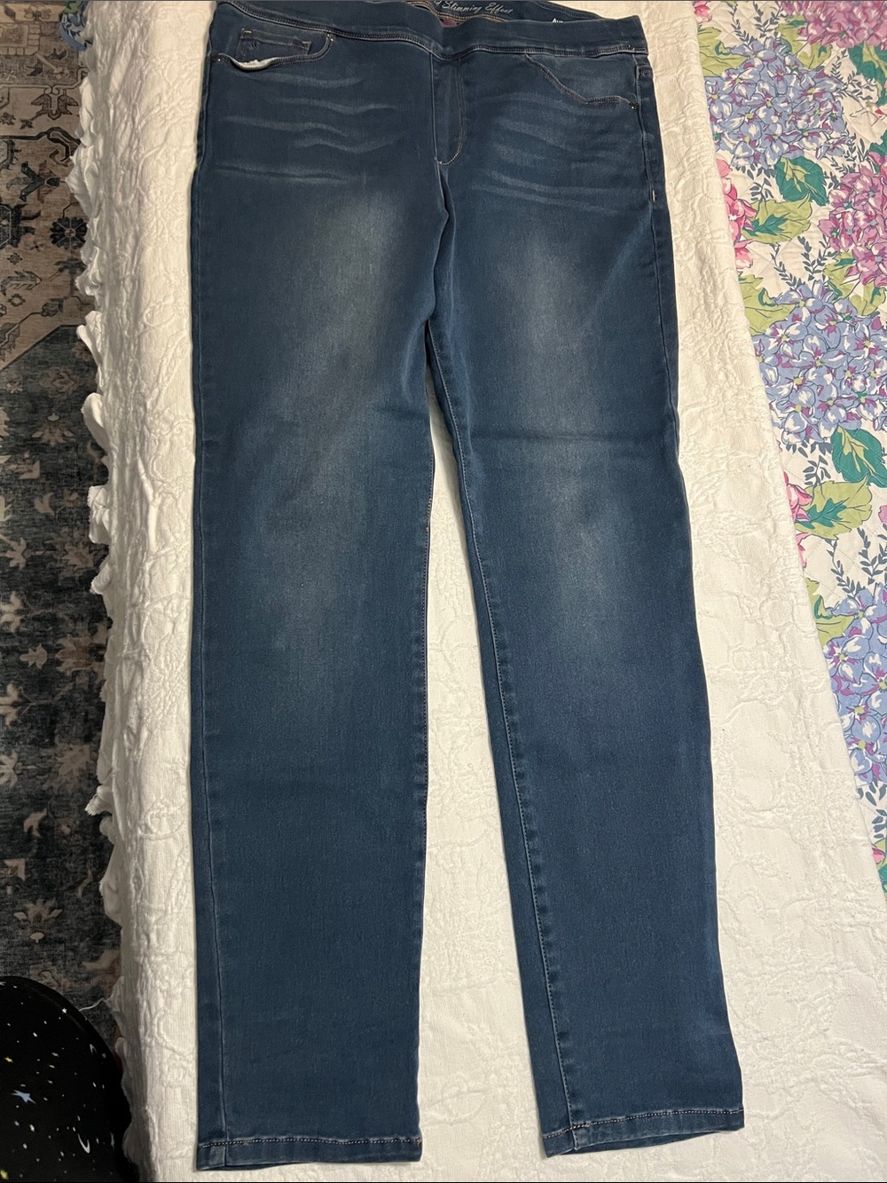 Gloria Vanderbilt Women's Skinny Jeans - Dark Blue